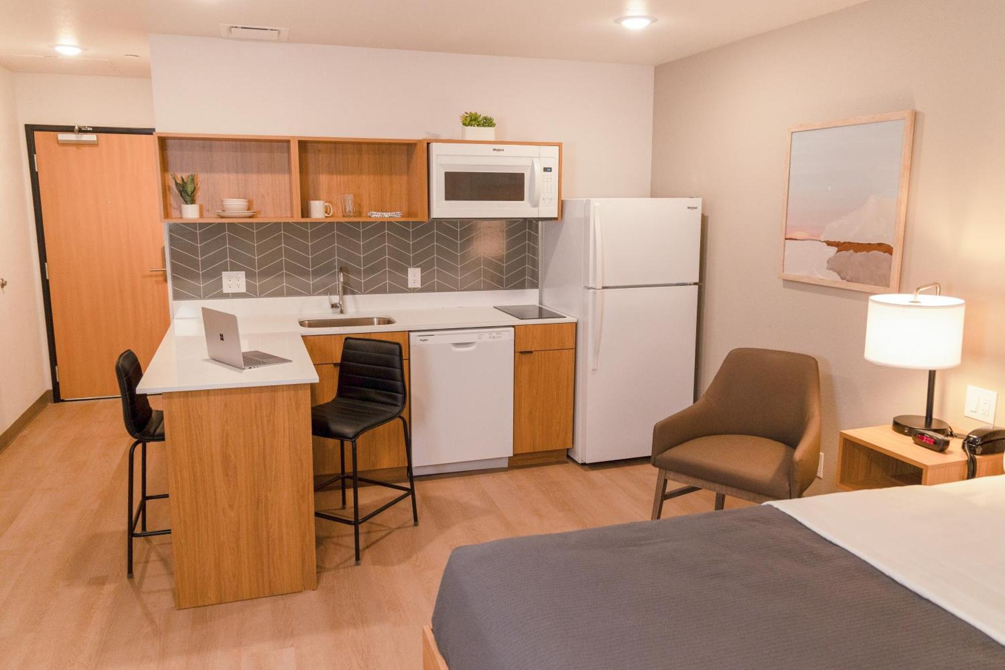 Livaway Suites Tri-Cities-ريتشلاند المظهر الخارجي الصورة